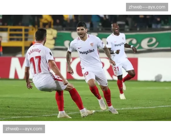 塞维利亚攻防转换节奏混乱,中场失势导致前后场脱节